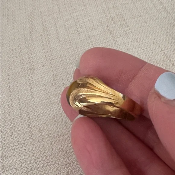 Vintage Tiger Eye Ring - Picture 9 of 12
